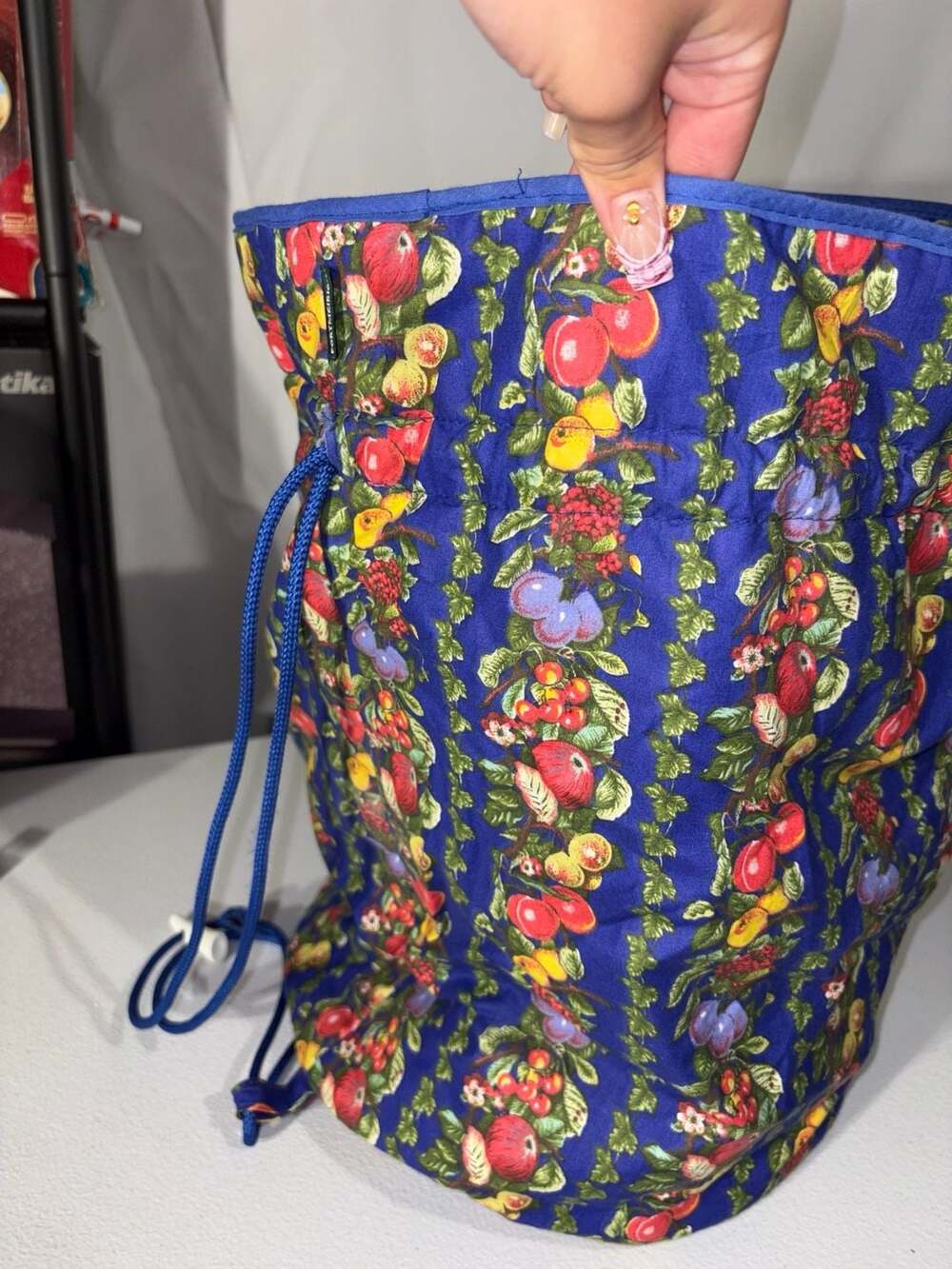 Portmeirion Pomona Fruit Pattern Fabric Drawstring Bag - Picture 2 of 3